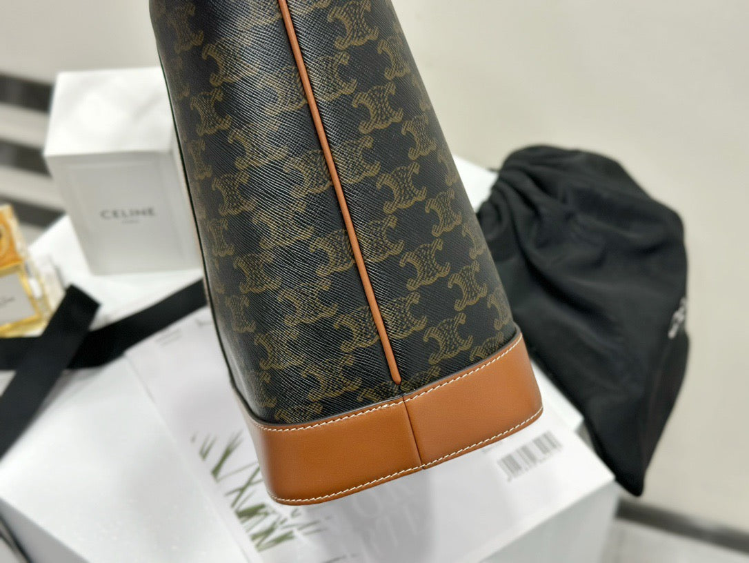 셀린느 트리옹프 카바스백 스몰