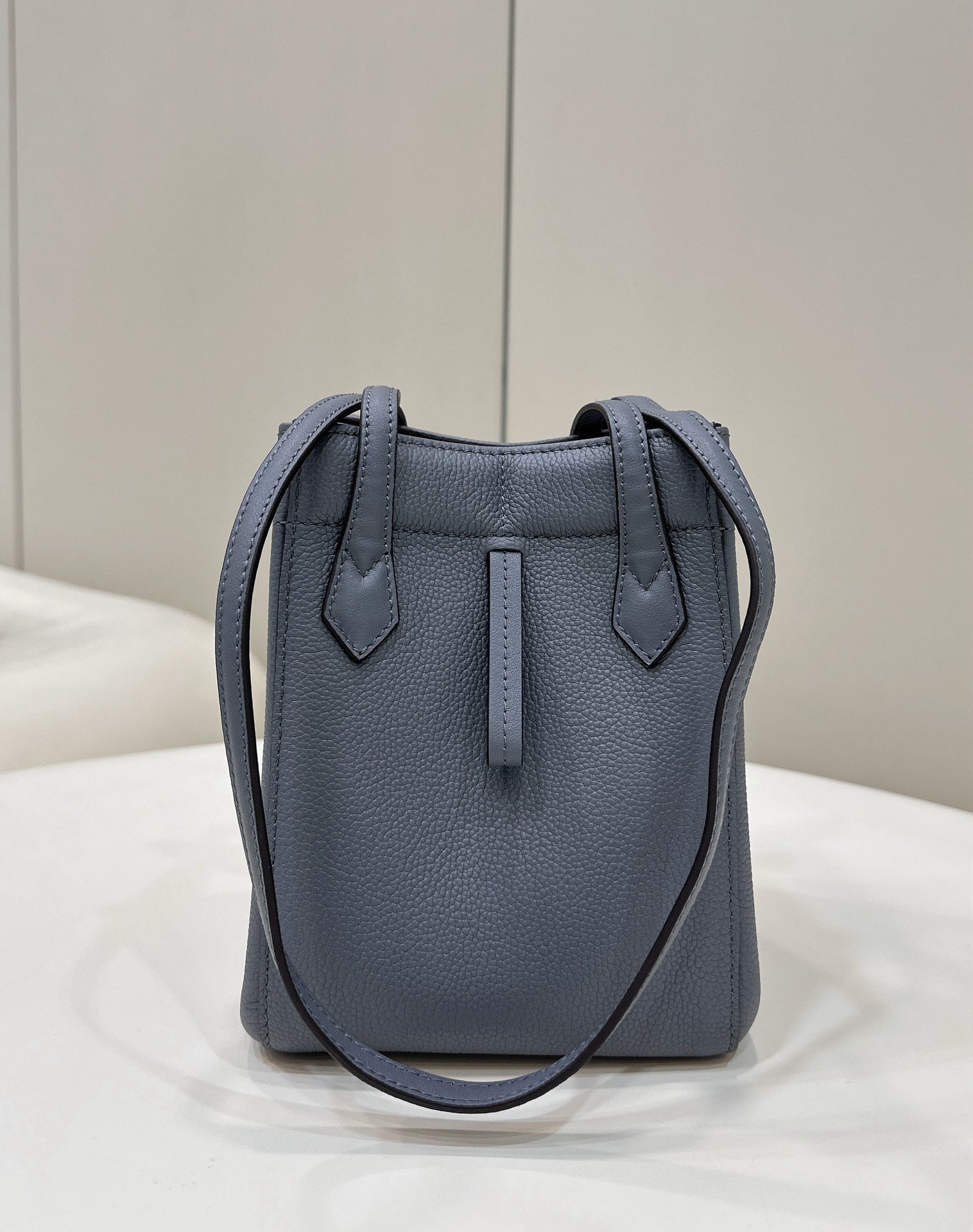 펜디 오리가미 로마노 미니