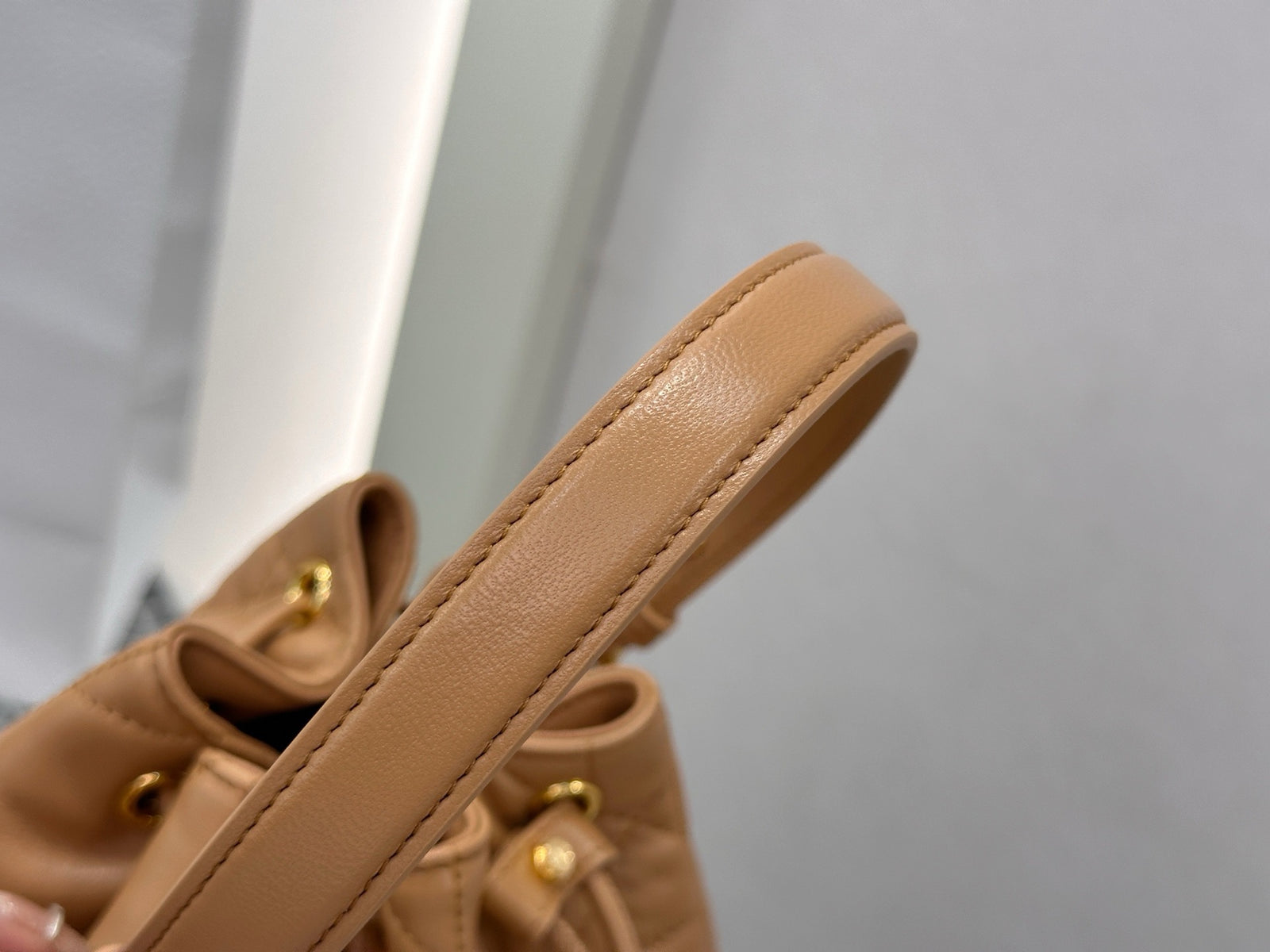 디올 카로 스몰 버킷백