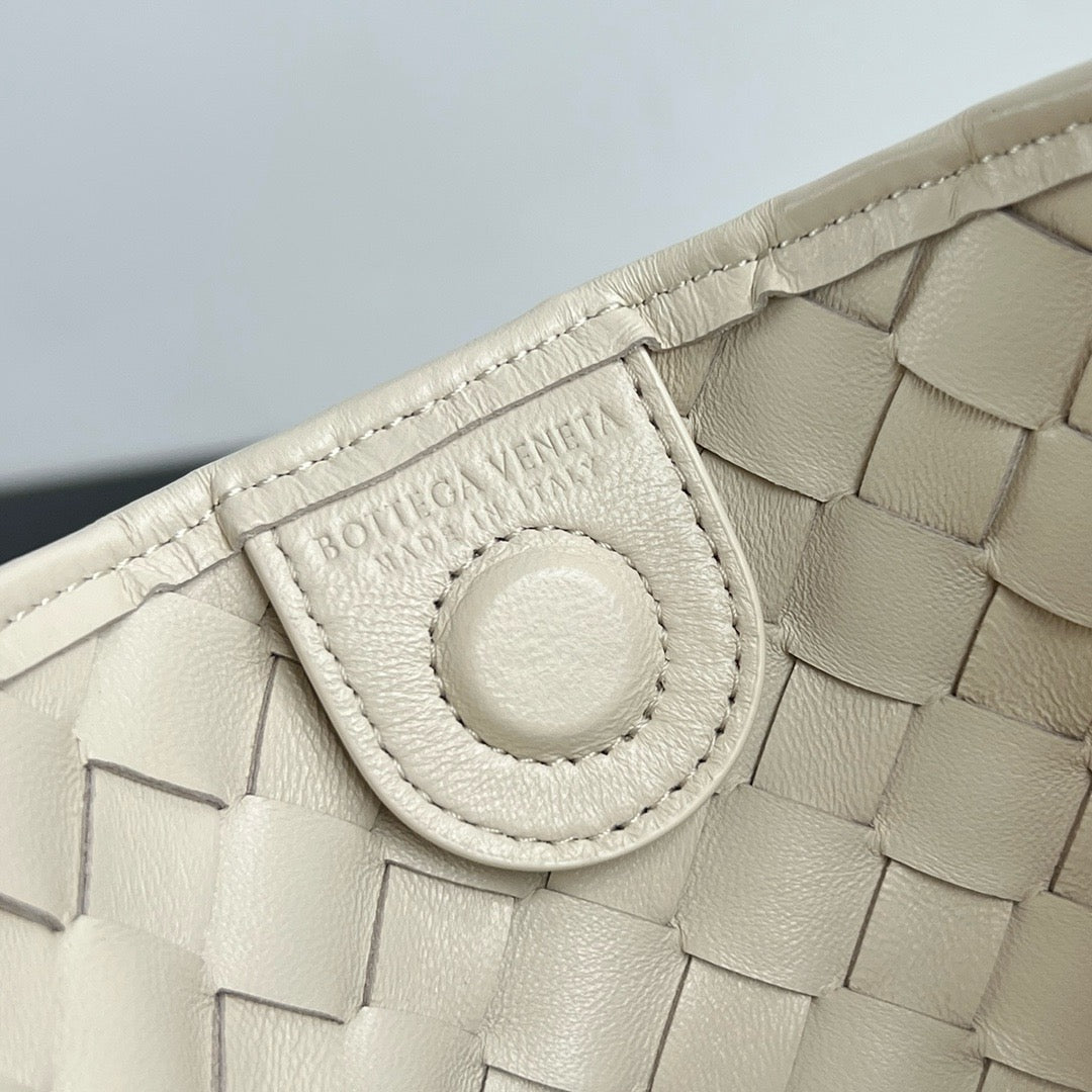 보테가 베네타 사르딘 체인백