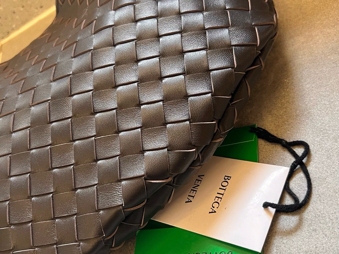 보테가 베네타 사르딘 토트백 클래식