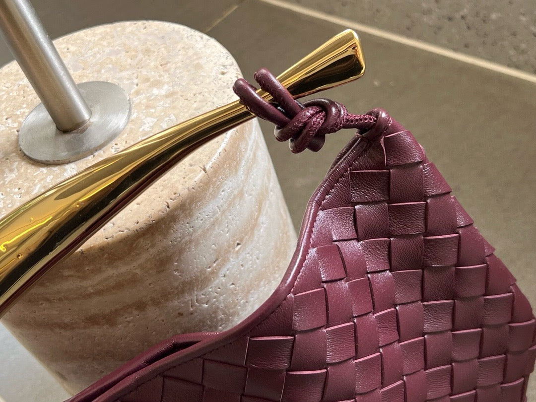 보테가 베네타 사르딘 토트백 클래식