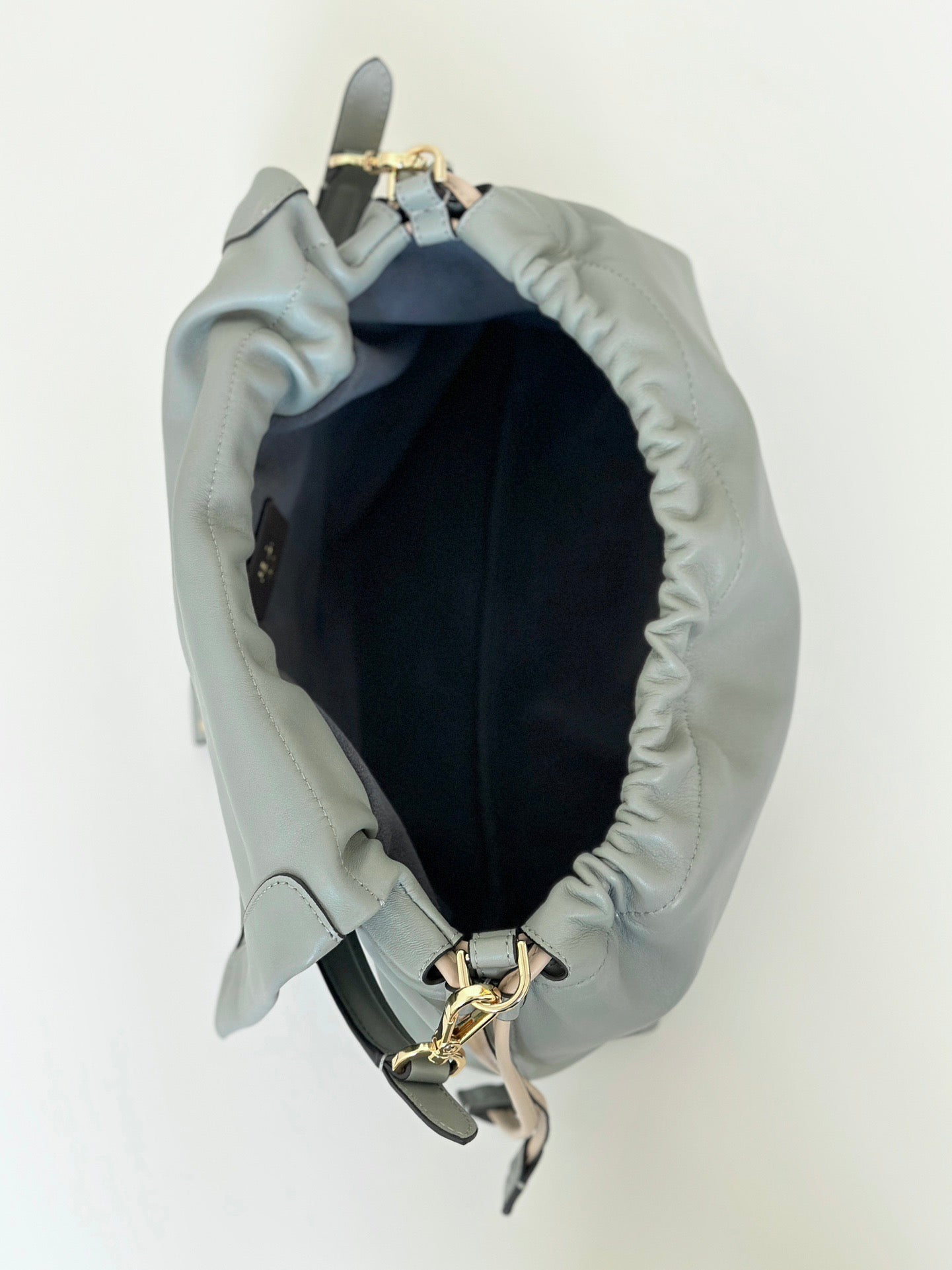 펜디 맘마 바게트 나파 라지