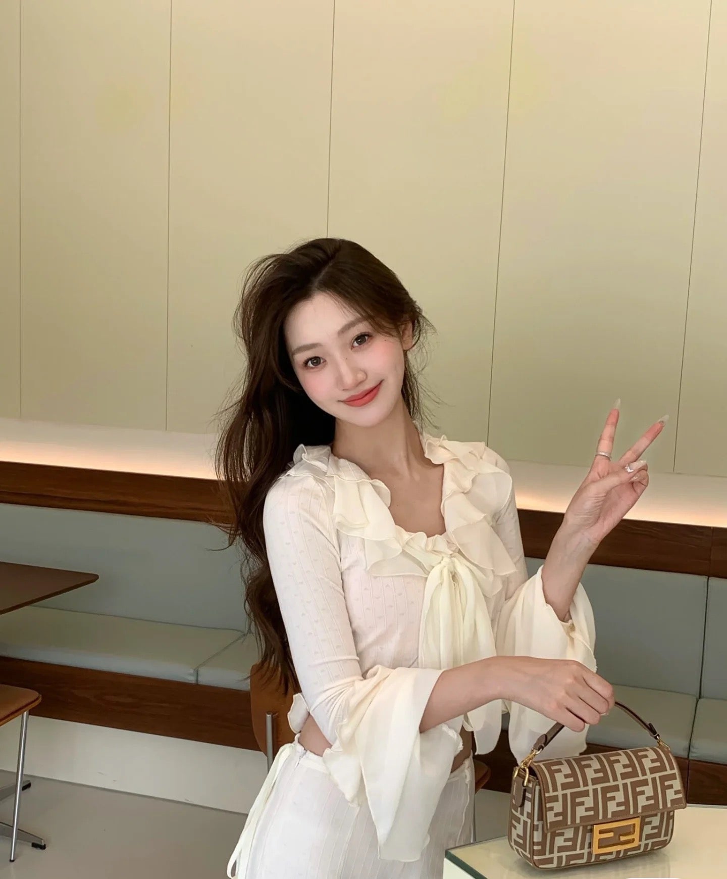 펜디 바게트 백 FF 자카드 미니