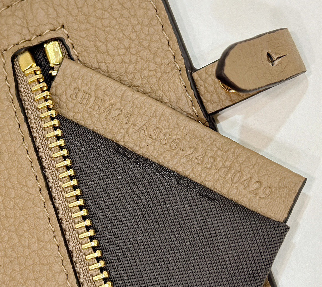 펜디 롤 FF 자카드 스몰 리버서블