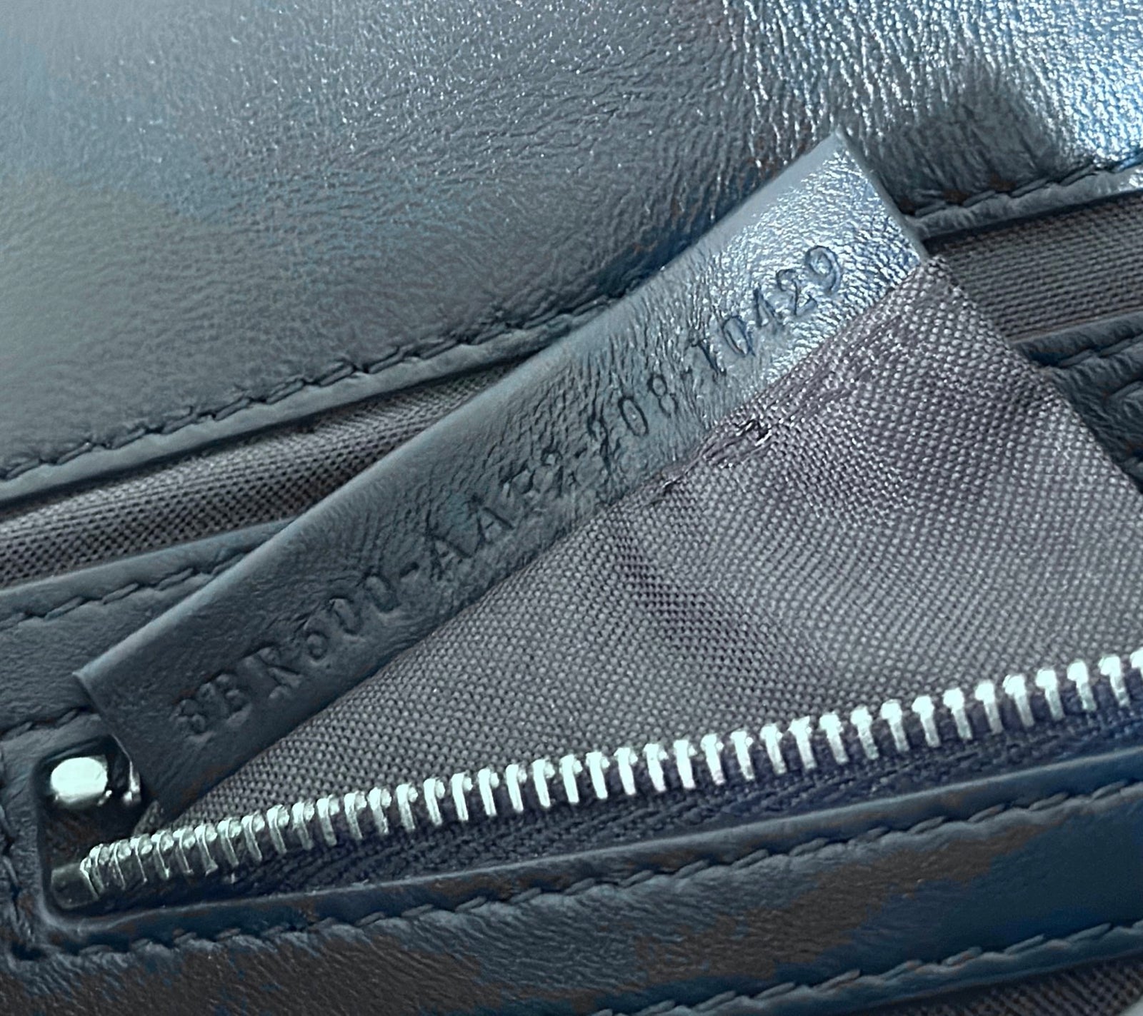 펜디 바게트 백 나파 미디움