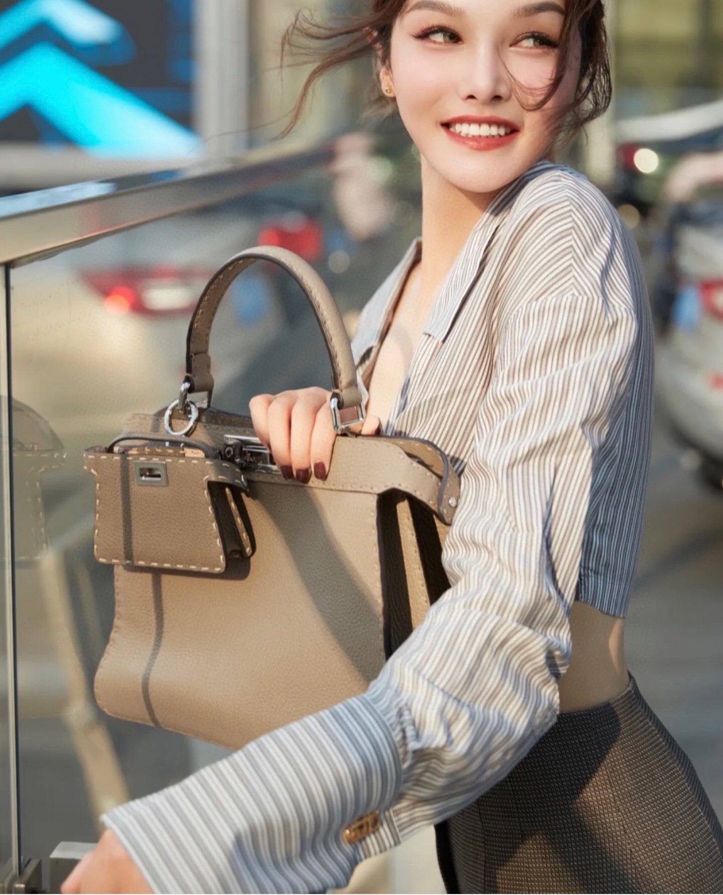 펜디 피카부 I See U 로마노 미디움