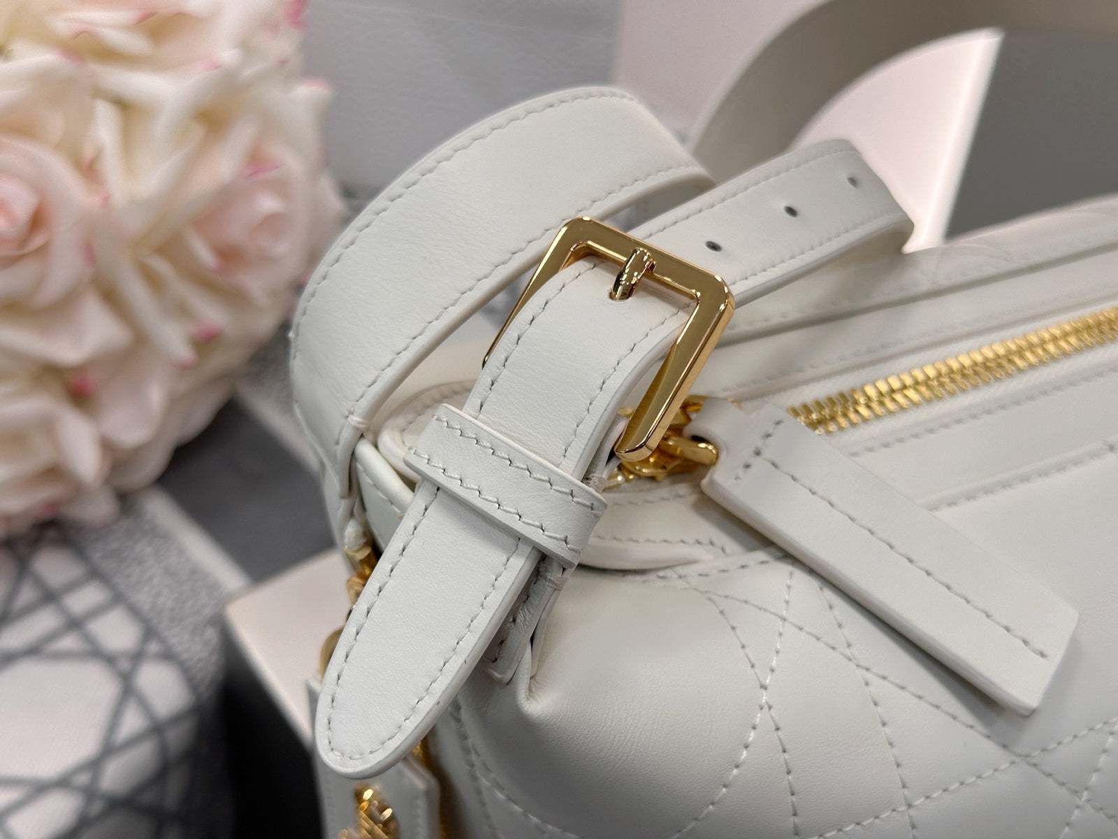 디올 매크로까나쥬 크링클 디저니 백 스몰