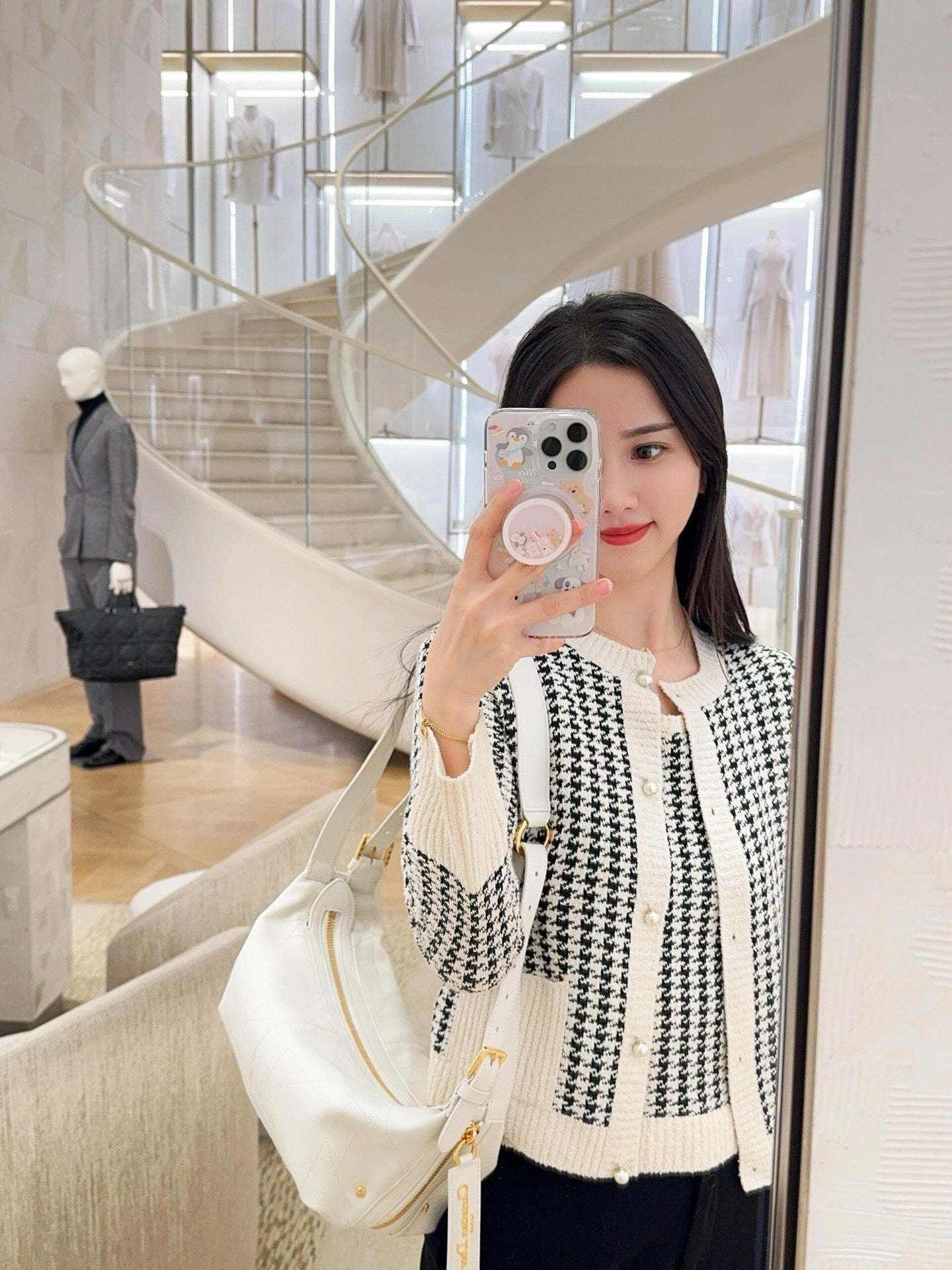 디올 매크로까나쥬 크링클 디저니 백 스몰