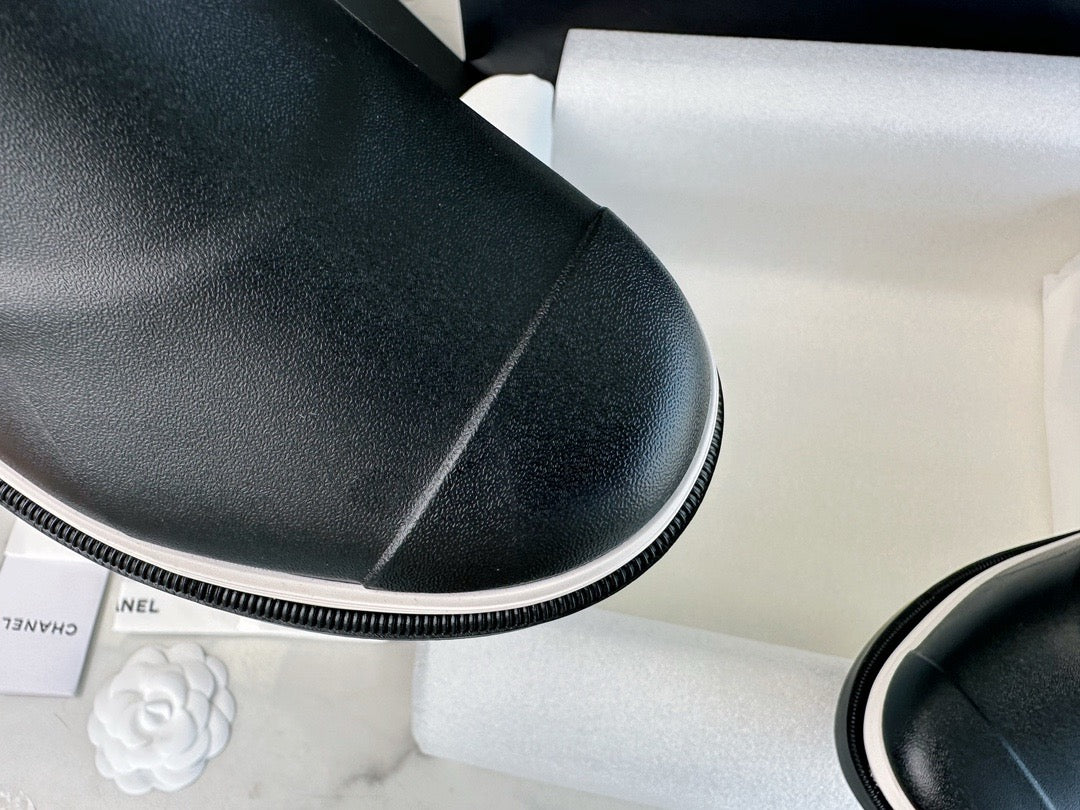 샤넬 앵클 숏 레인부츠