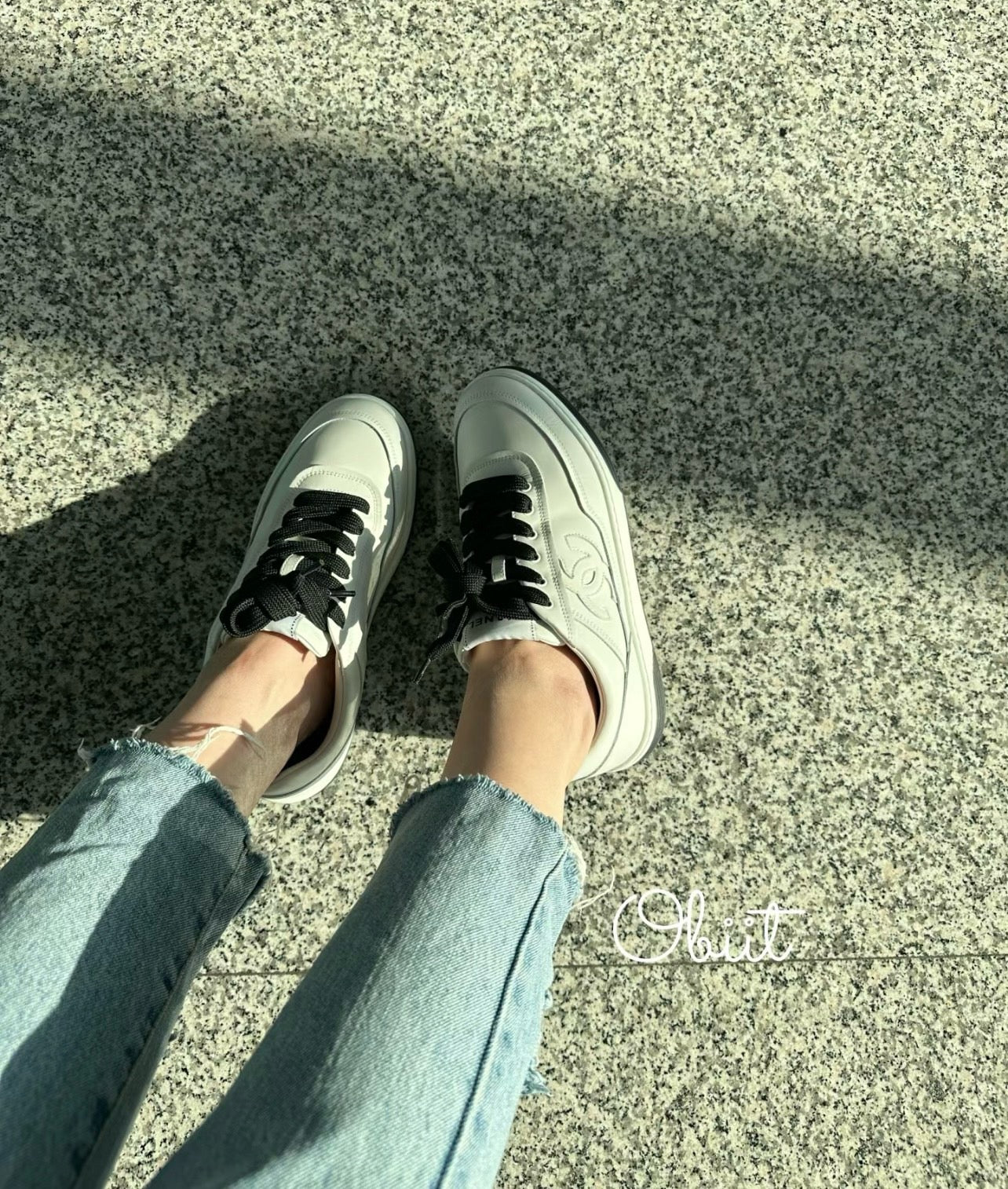 샤넬 카프스킨 스니커즈