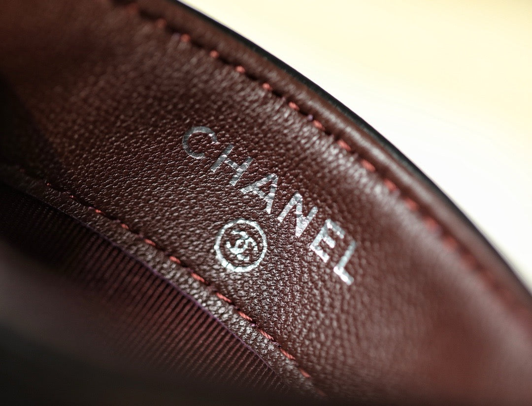 샤넬 클래식 카드 홀더