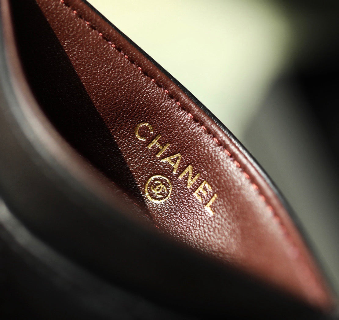 샤넬 클래식 카드 홀더