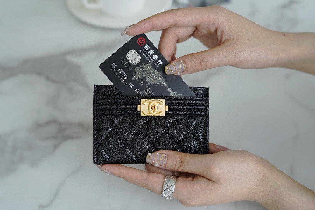 샤넬 보이 카드 홀더