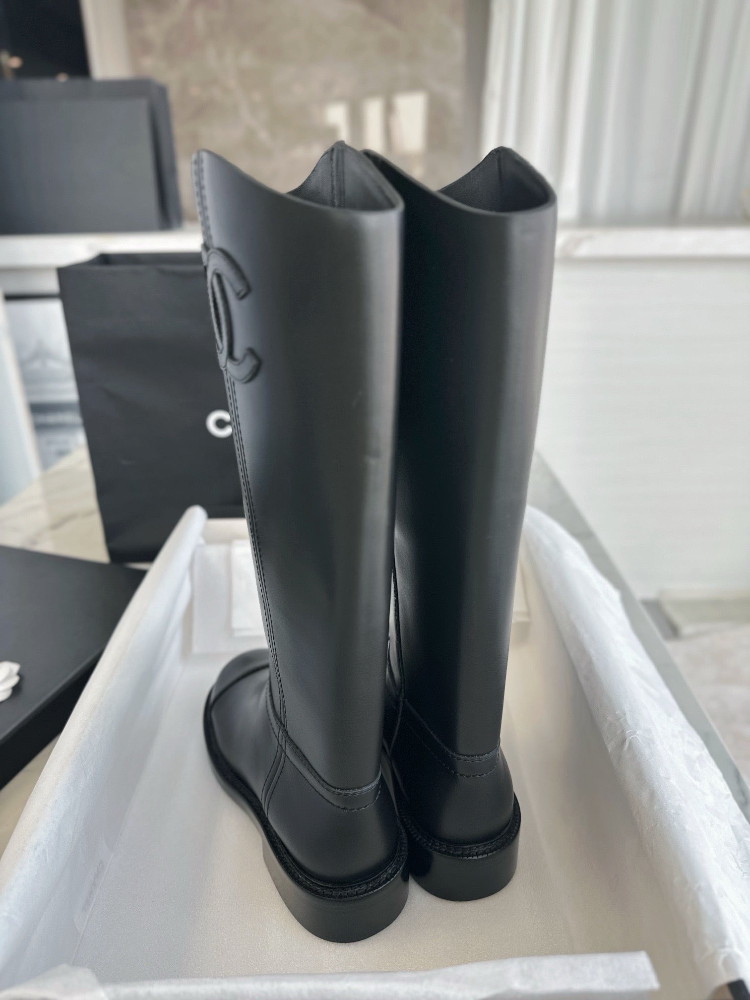 샤넬 레더 하이 부츠