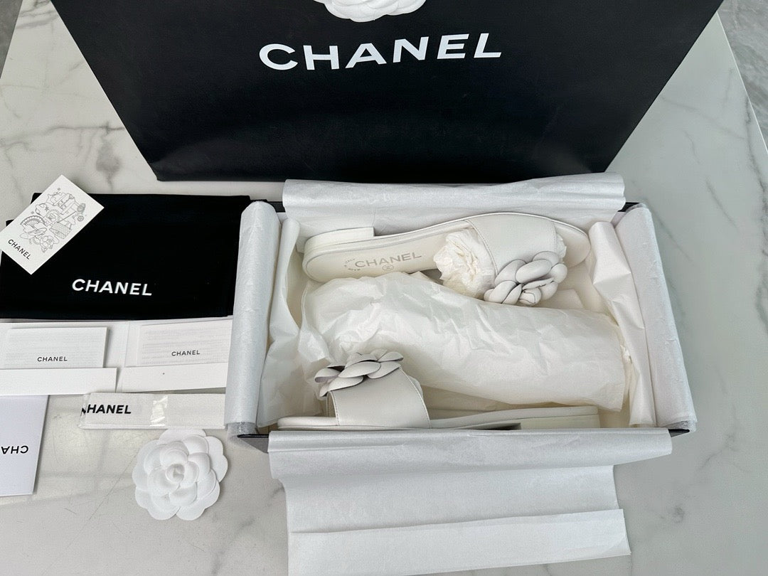 샤넬 까멜리아 뮬