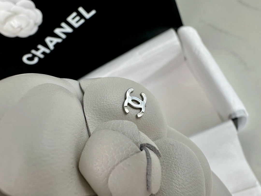 샤넬 까멜리아 뮬