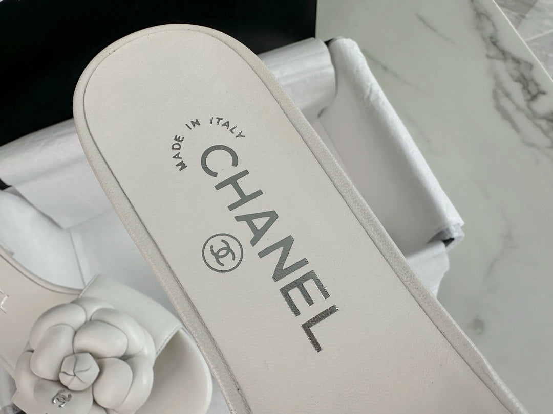 샤넬 까멜리아 뮬