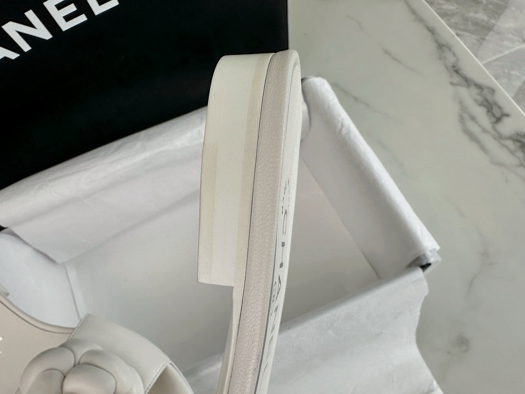 샤넬 까멜리아 뮬