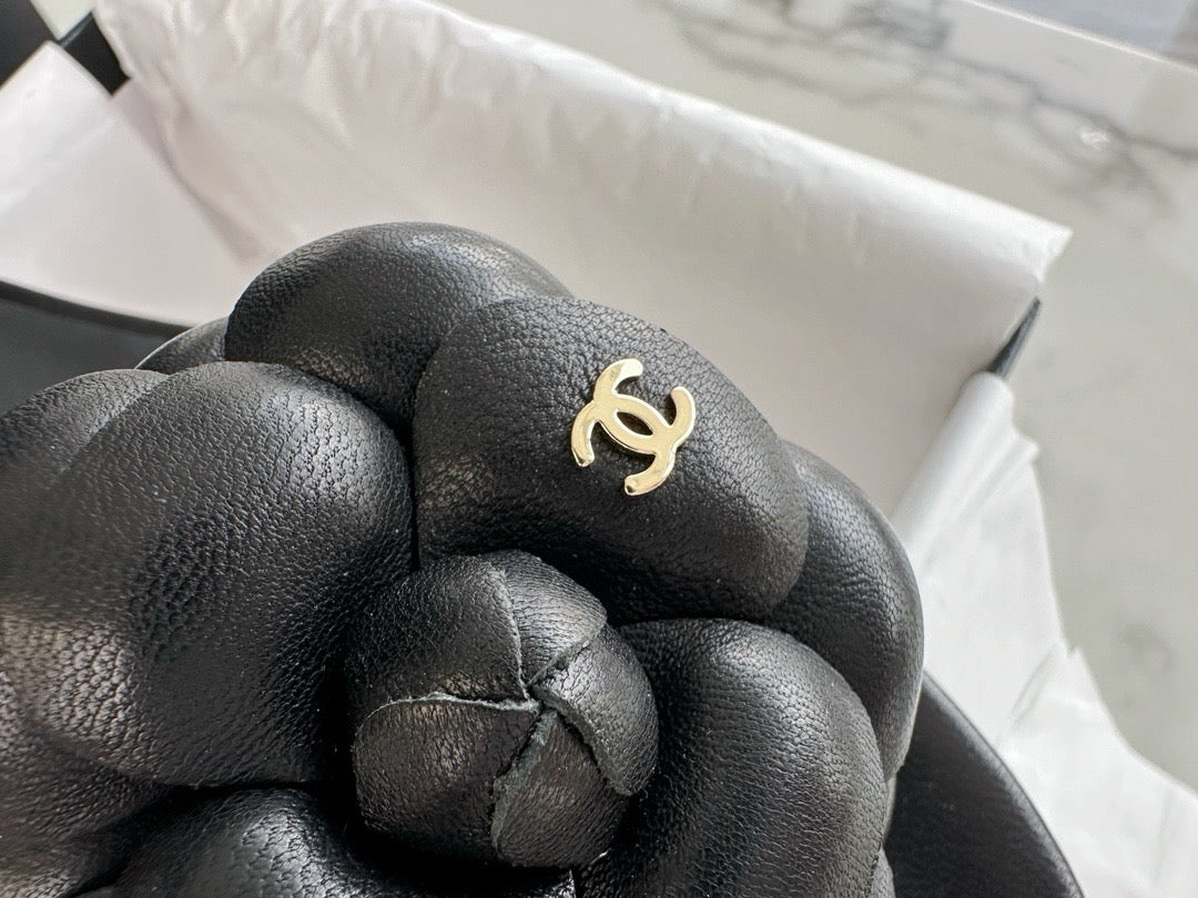 샤넬 까멜리아 뮬