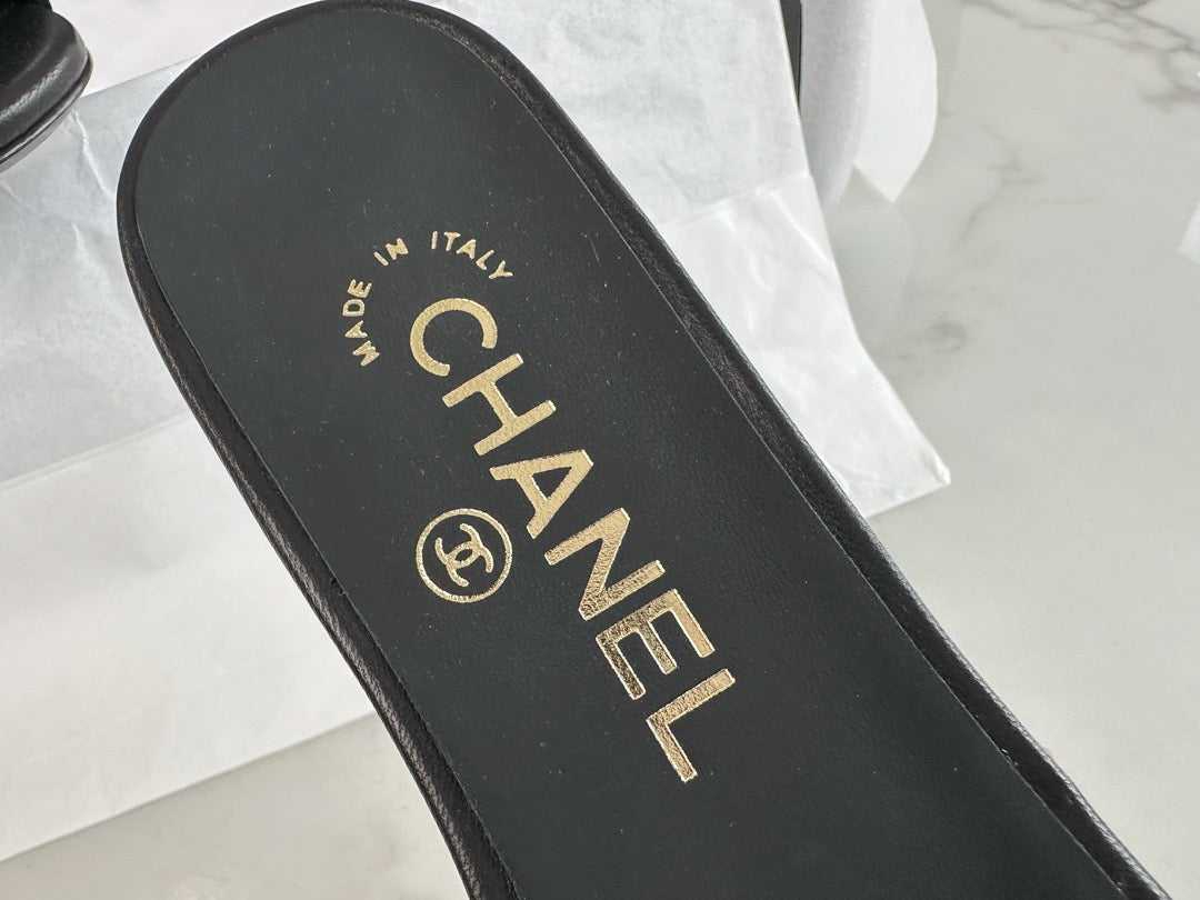 샤넬 까멜리아 뮬