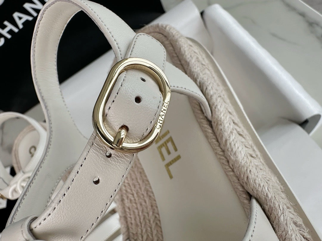 샤넬 크루즈 캐쥬얼 로마 슬링백 샌들