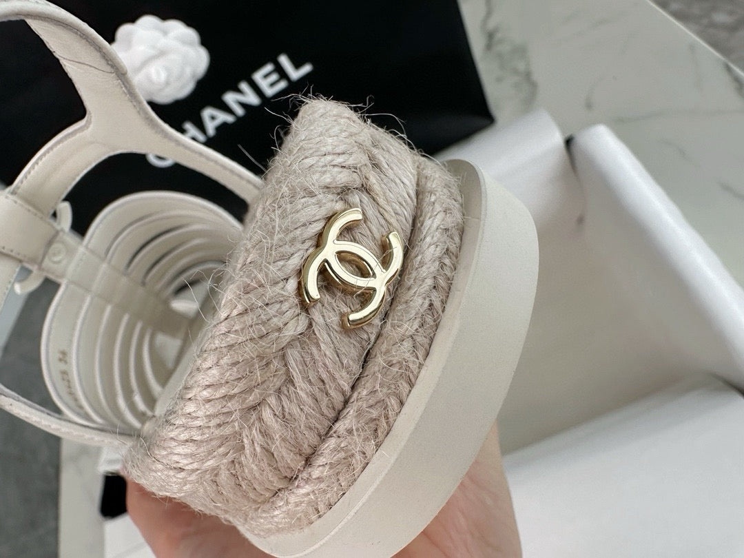 샤넬 크루즈 캐쥬얼 로마 슬링백 샌들