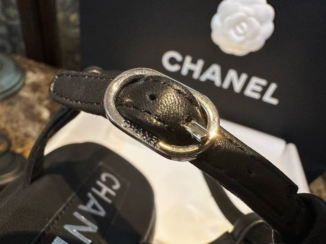 샤넬 스트라스 크리스탈 CC 샌들