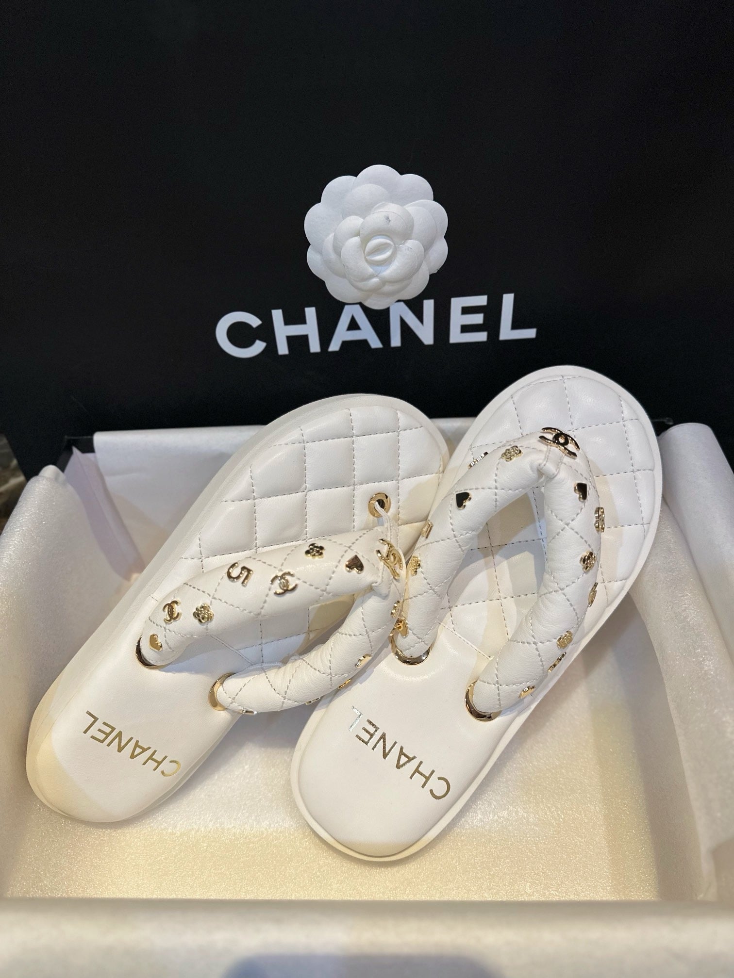 샤넬 참 퀄팅 플랫폼 플립플랍