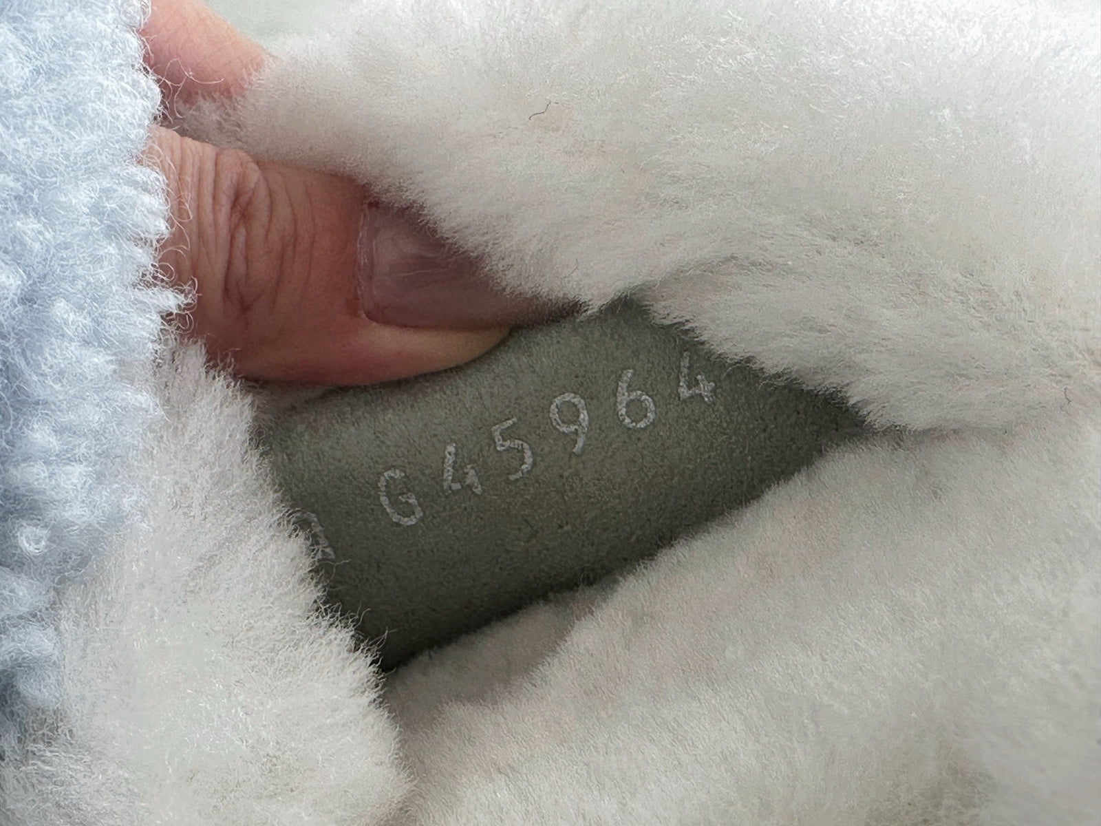 샤넬 퍼 슬리퍼