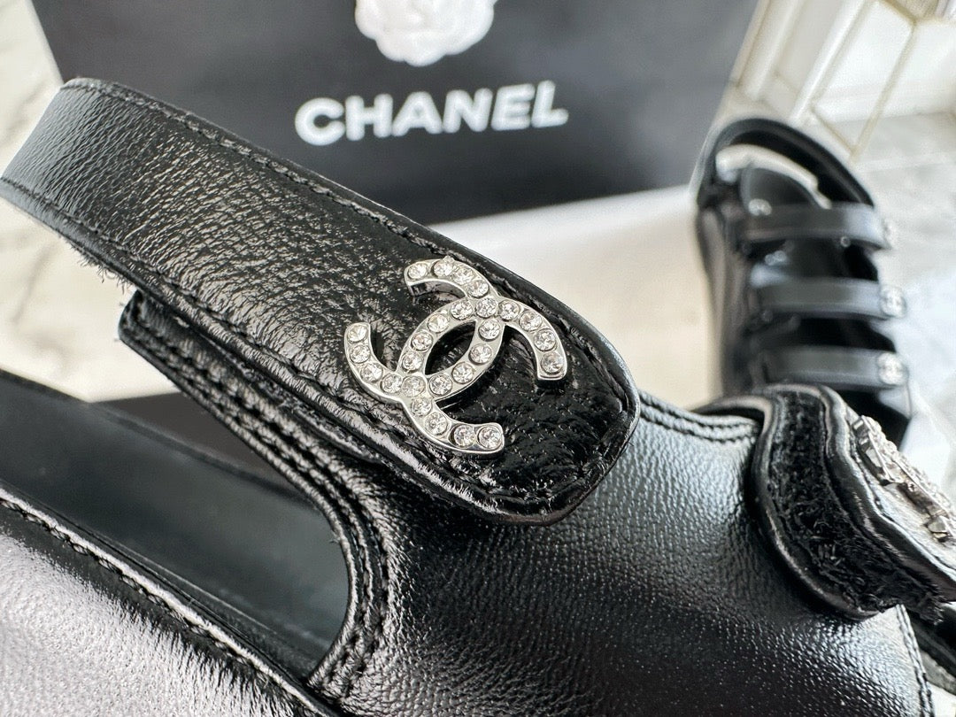 샤넬 크루즈 트리플 벨크로 샌들