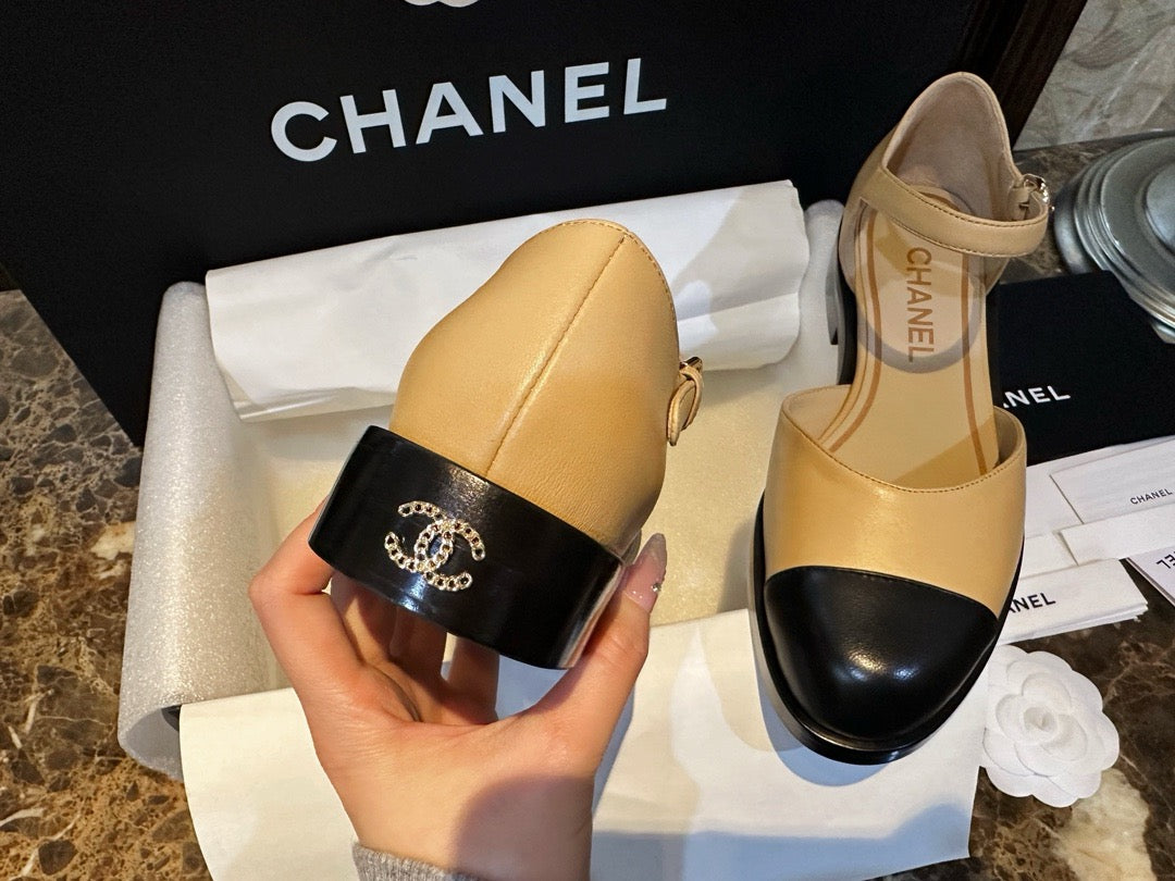 샤넬 메리제인 스트랩 샌들 플랫