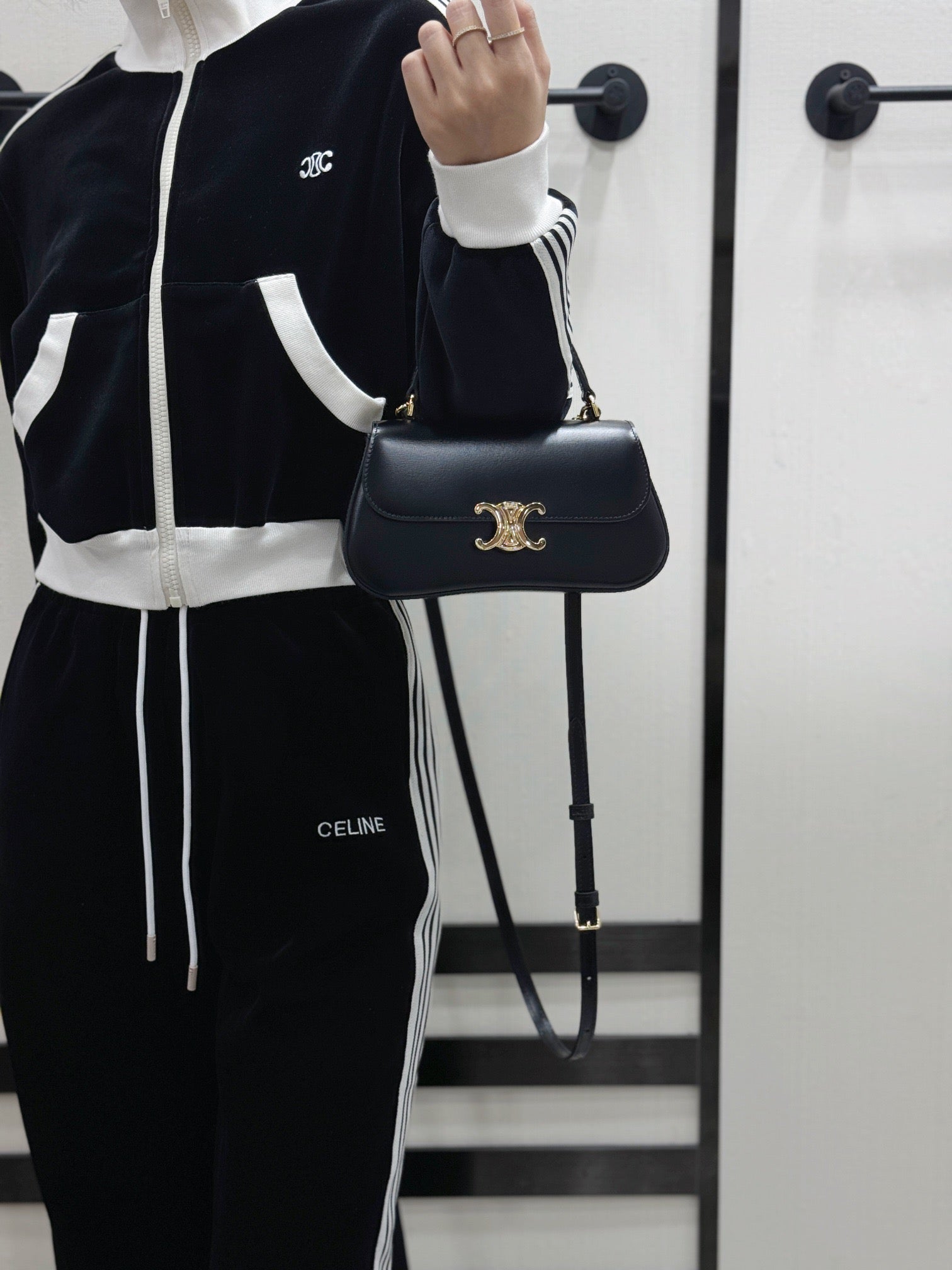 셀린느 틴 롤라백