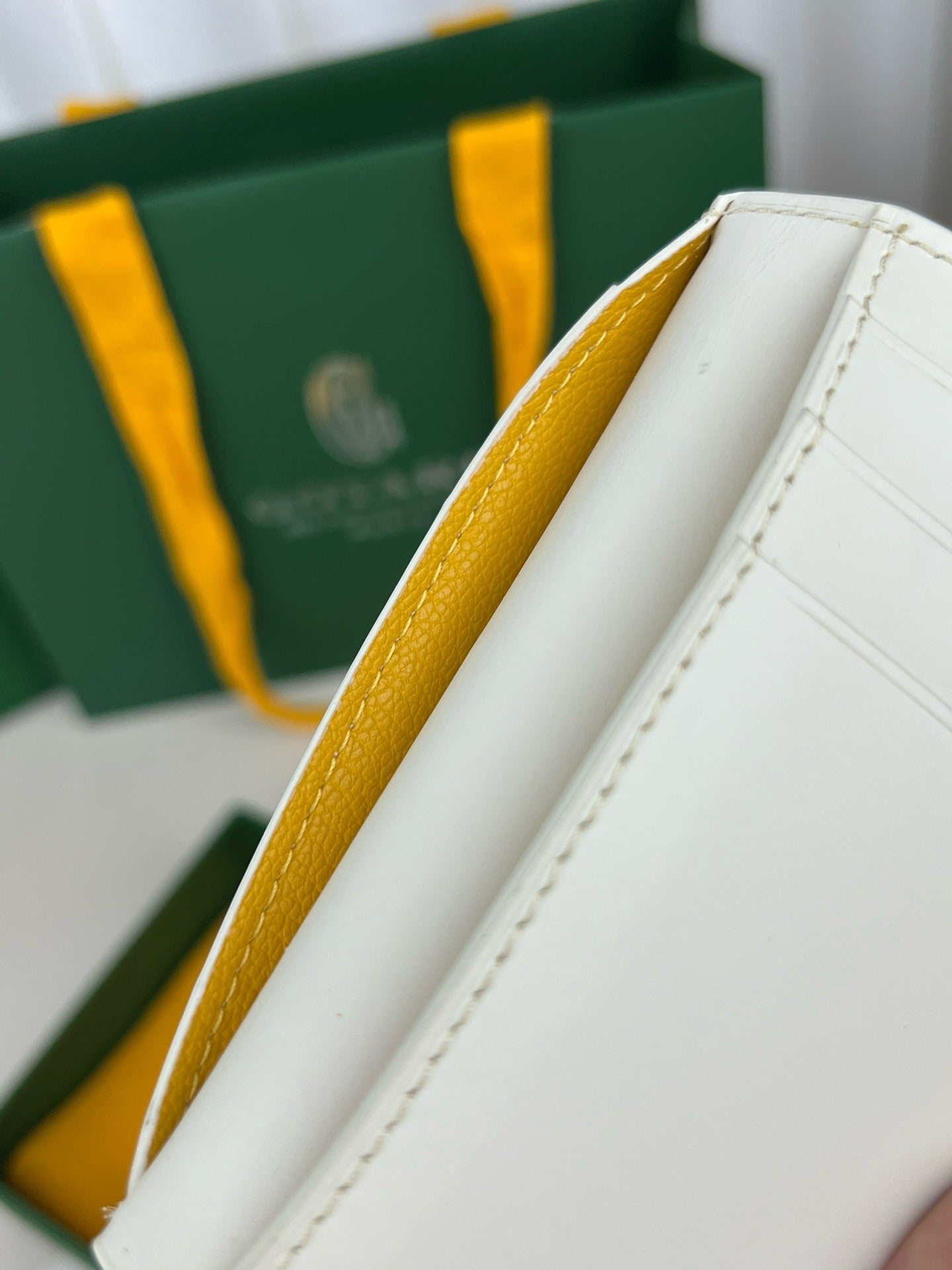 고야드 생피에르 (화이트)