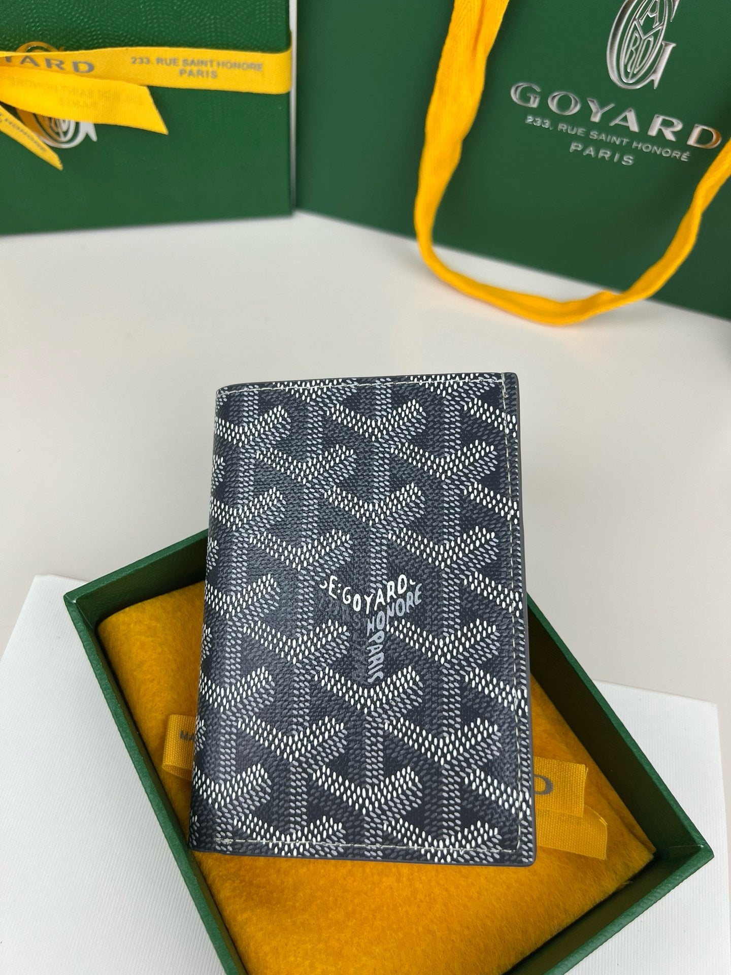 고야드 생피에르 (그레이)