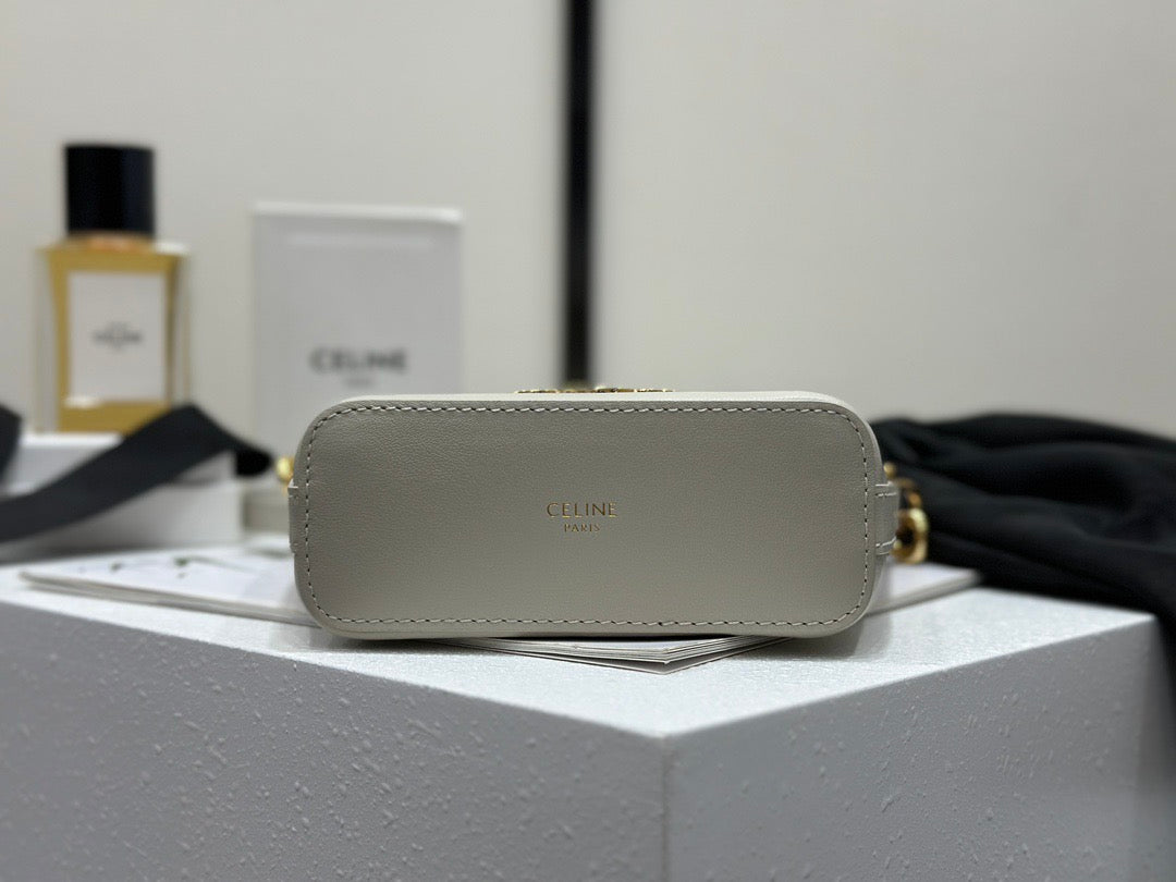 셀린느 트리옹프 버킷백 레더 미니