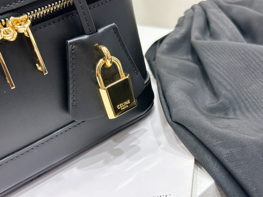 셀린느 베니티백