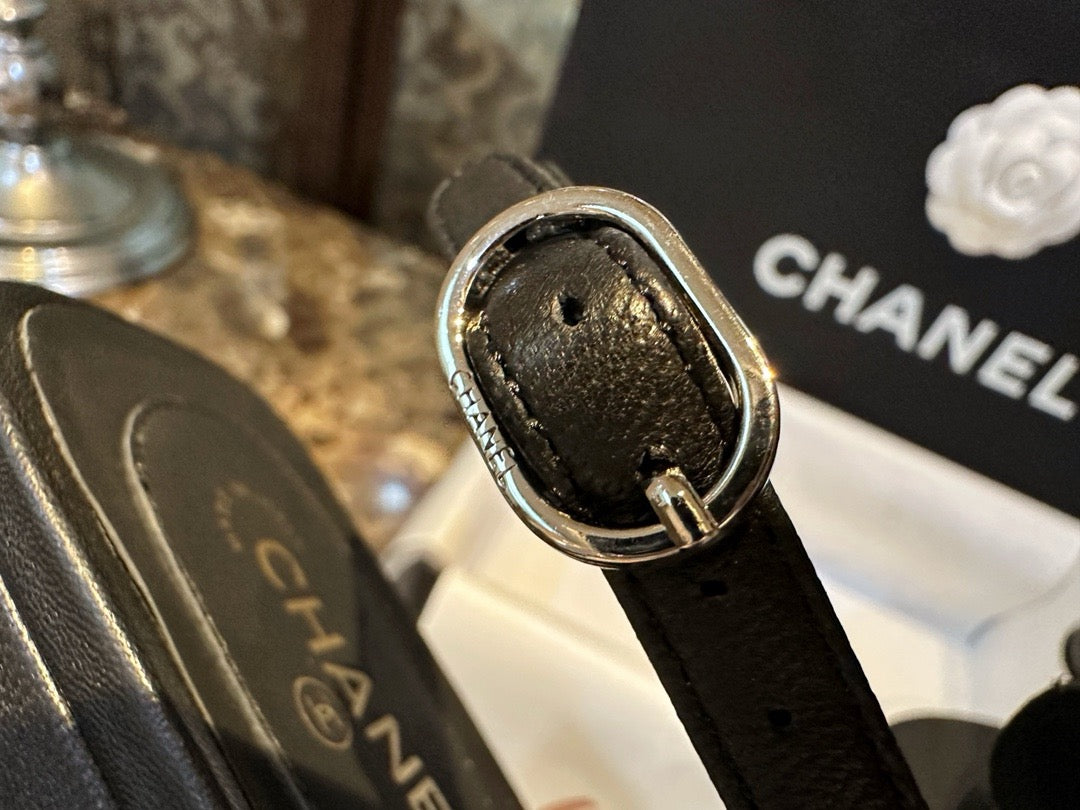 샤넬 까멜리아 샌들