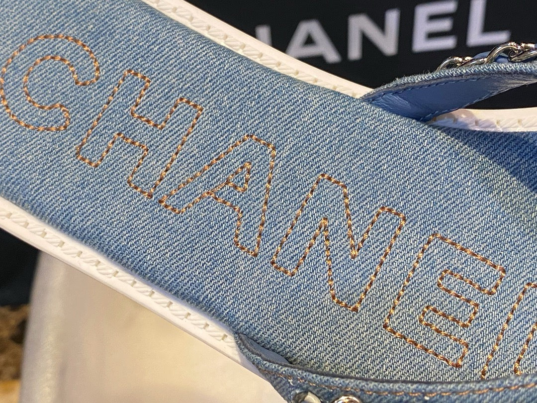 샤넬 CC 로고 체인 데님 플립플랍