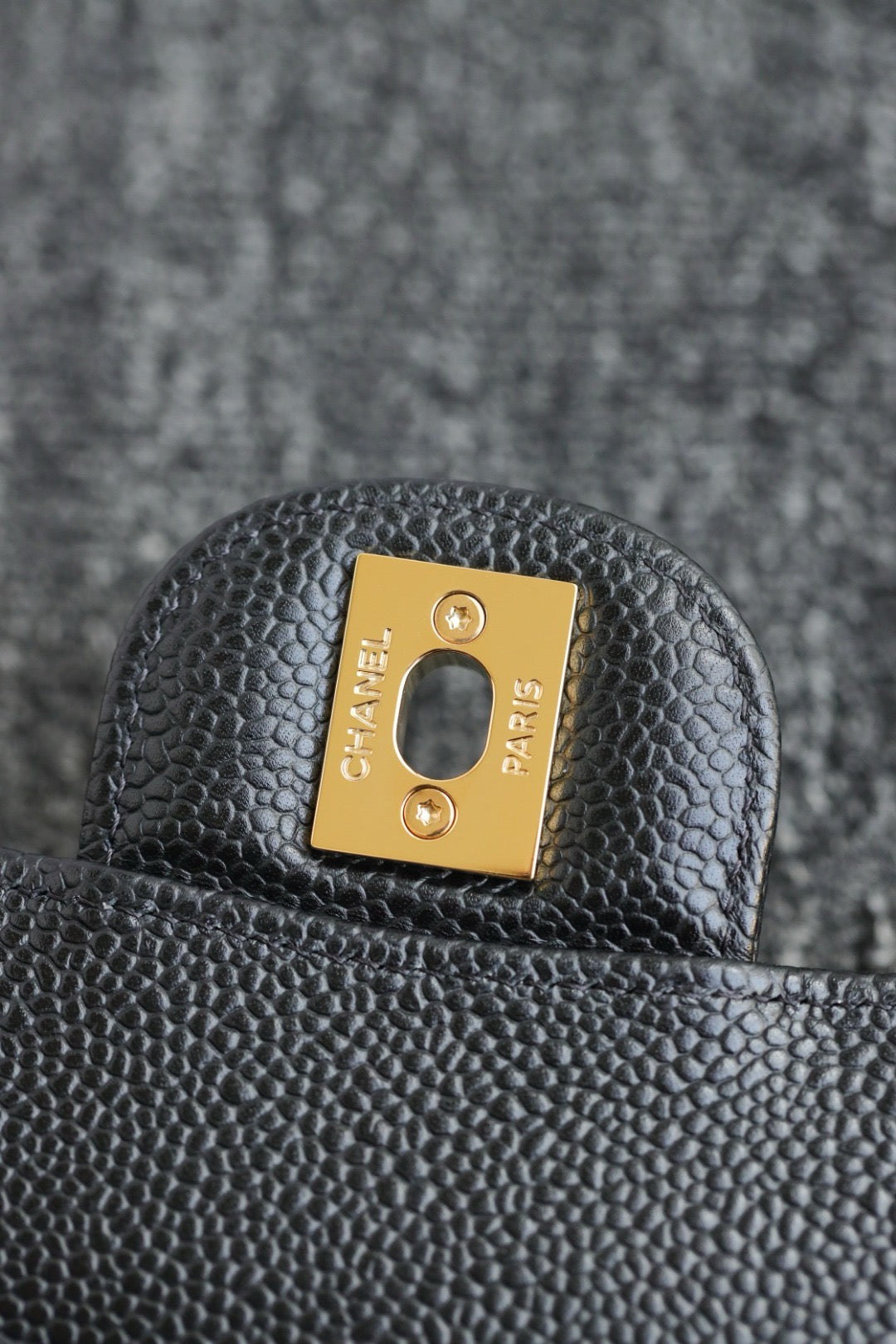 샤넬 클래식 플랩백 스몰 캐비어