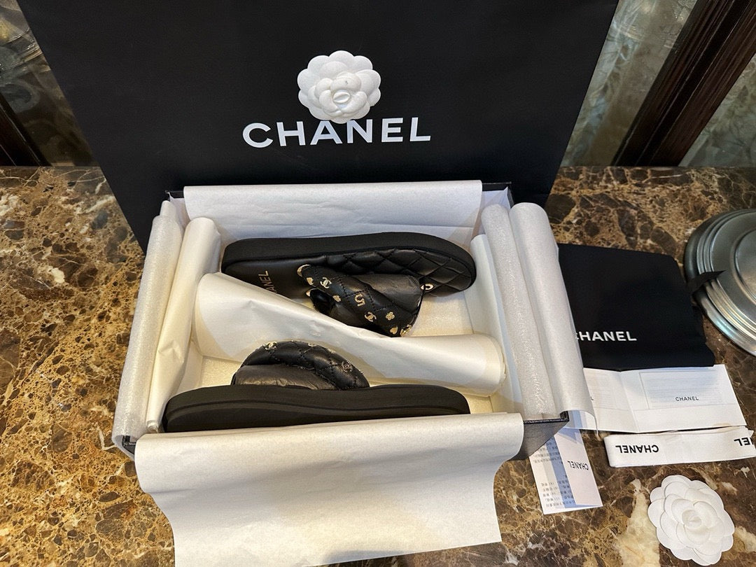 샤넬 참 퀄팅 플랫폼 플립플랍