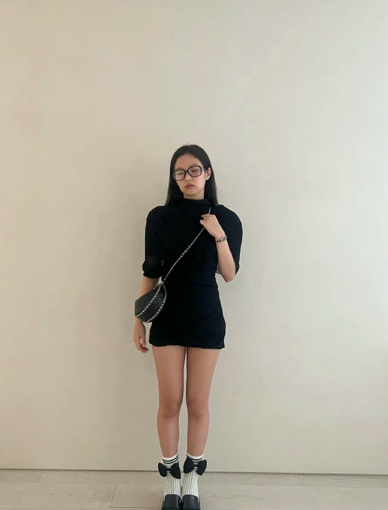 샤넬 리본 삭스 컴바인 모카신