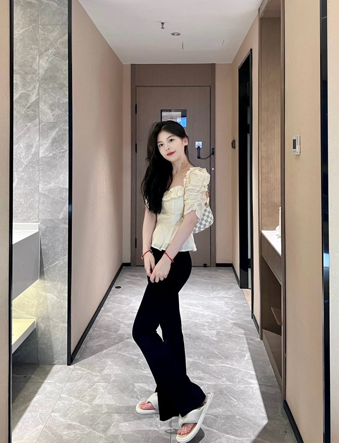 샤넬 CC 로고 램스킨 플립플랍