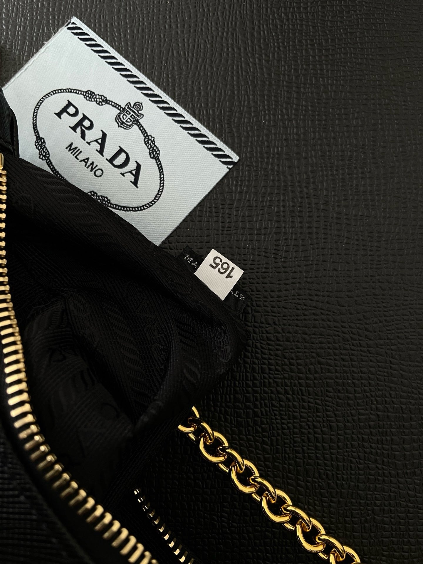 프라다 사피아노 테수토 호보백