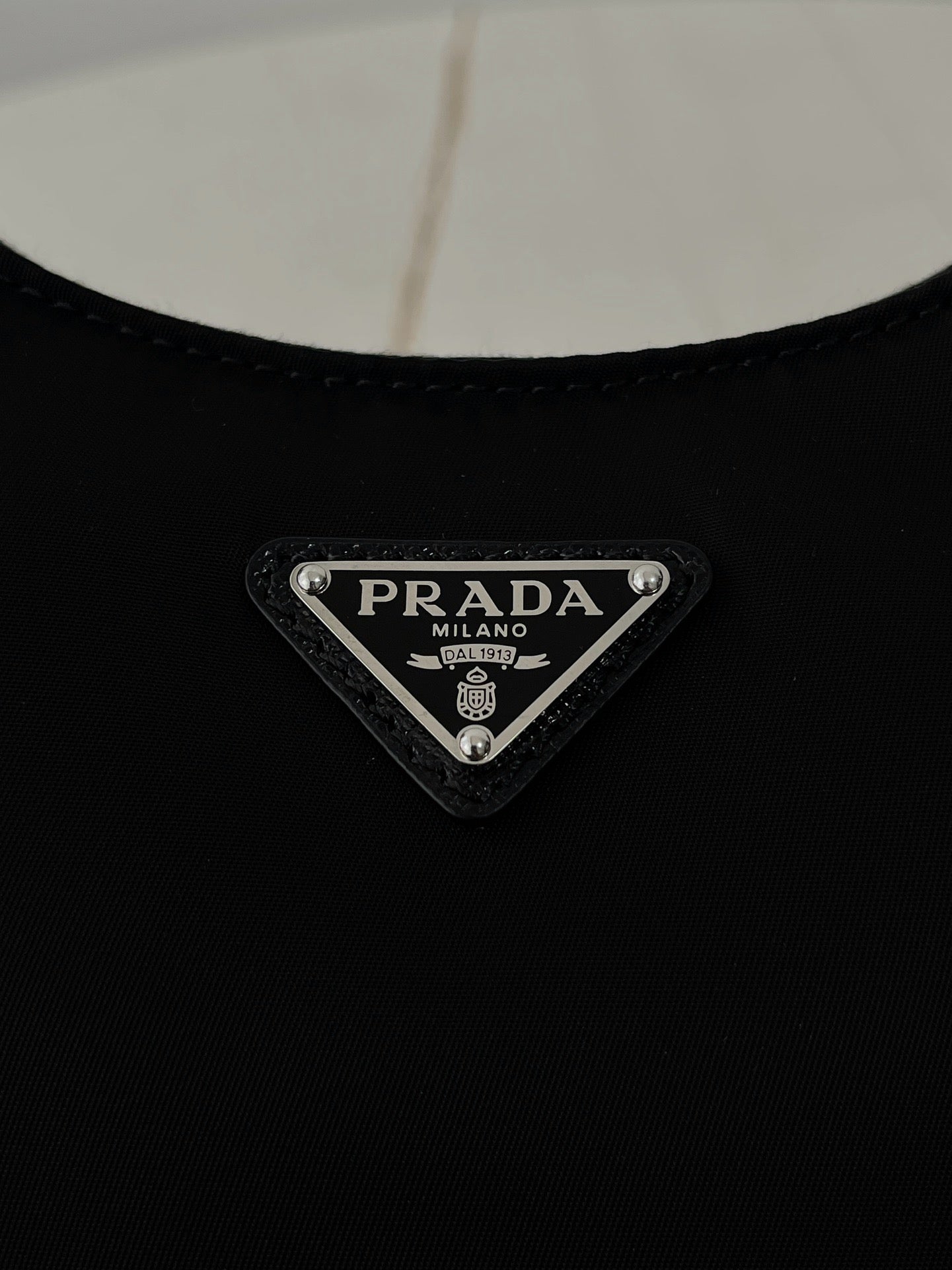 프라다 테수토 체인 호보백