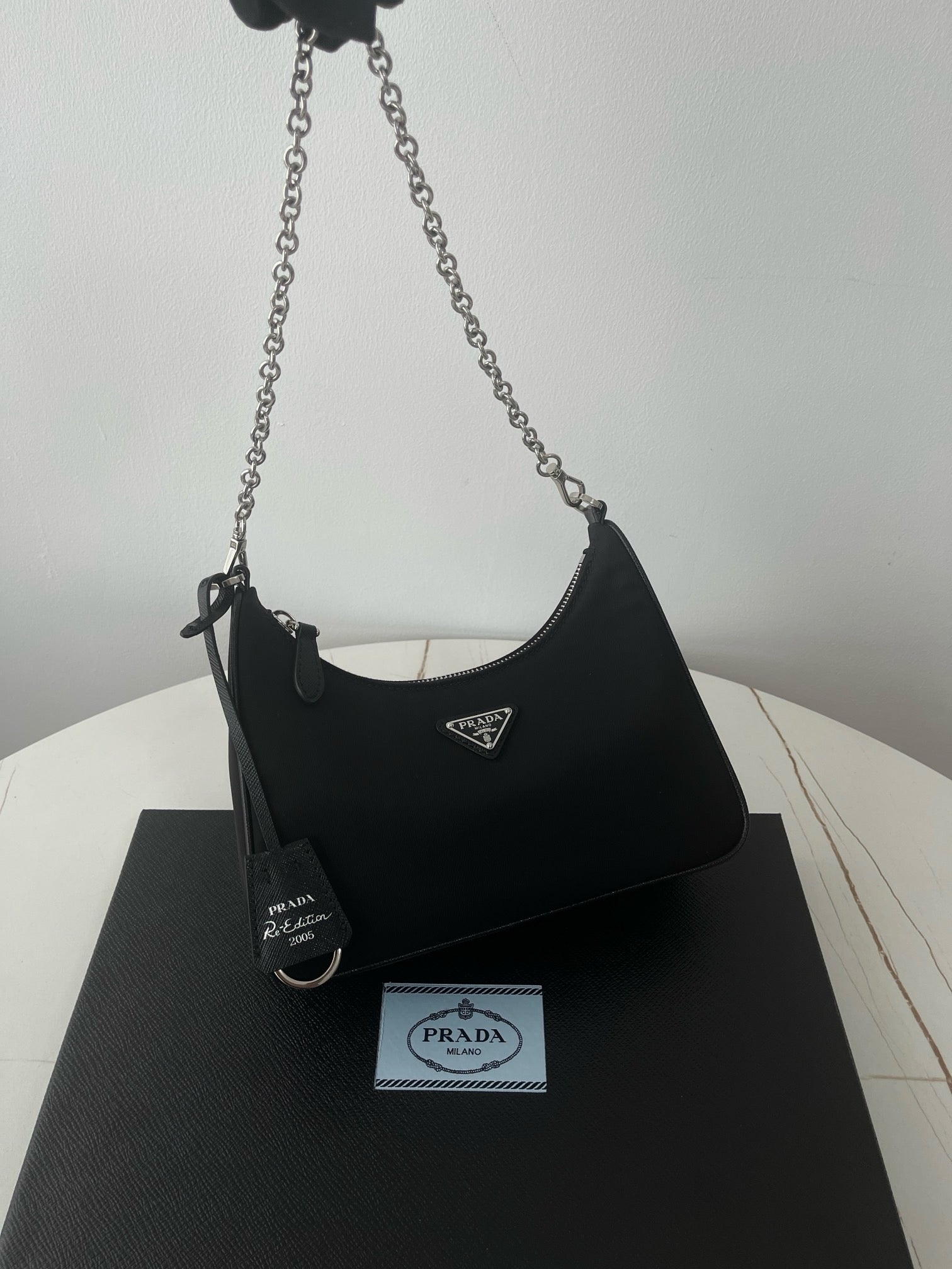 프라다 테수토 체인 호보백