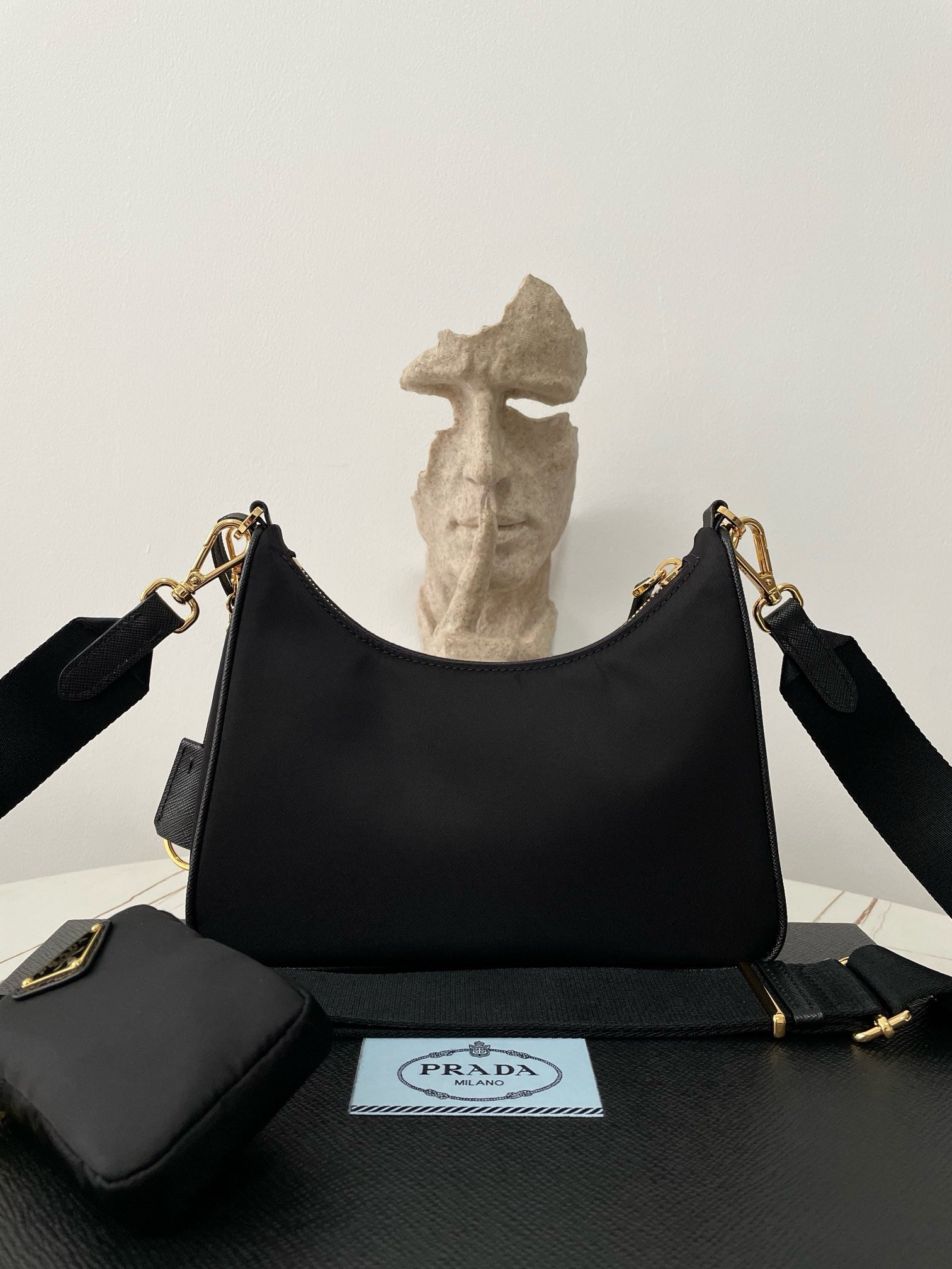 프라다 테수토 체인 호보백 금장