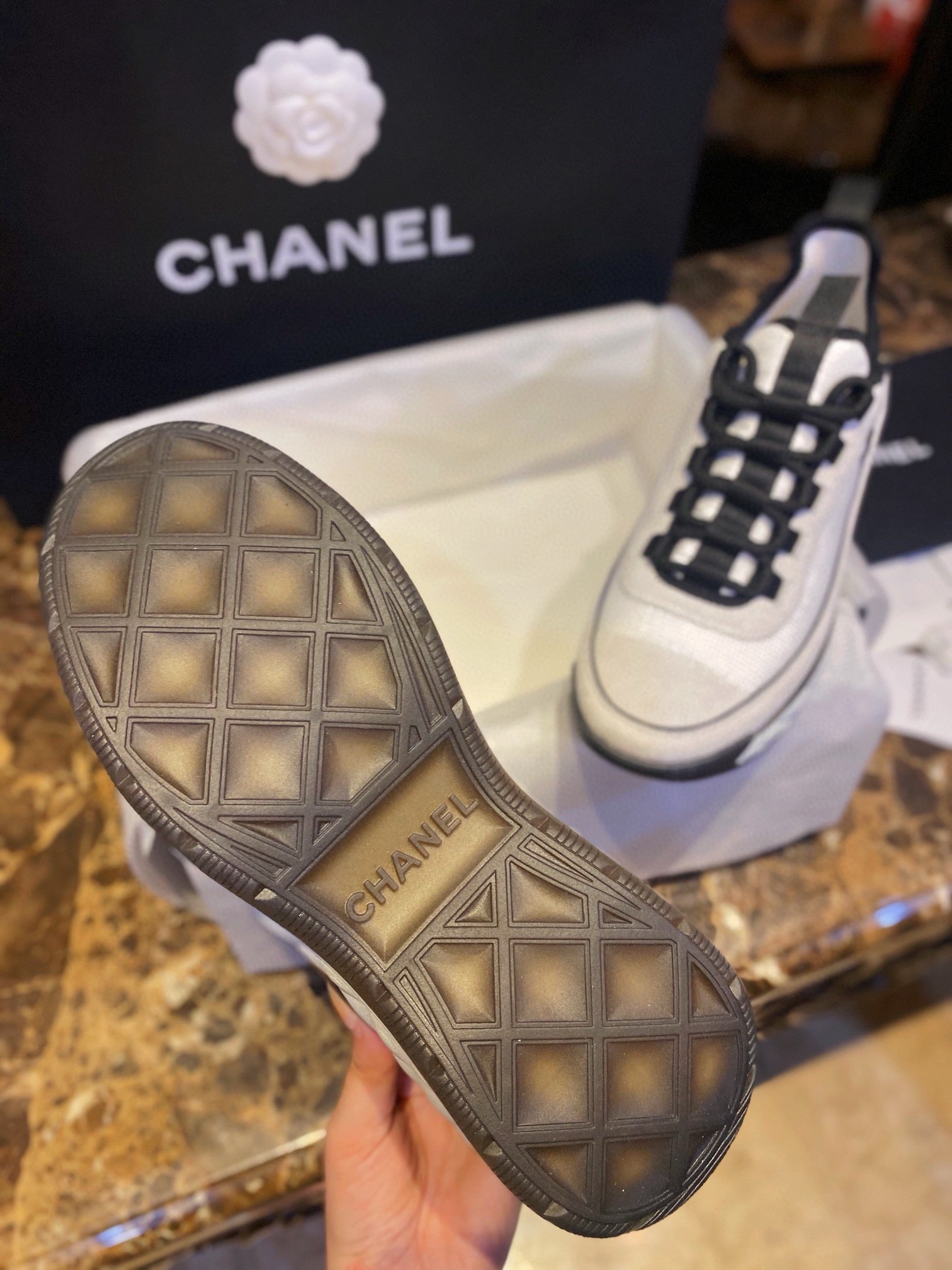 샤넬 믹스드파이버 스니커즈