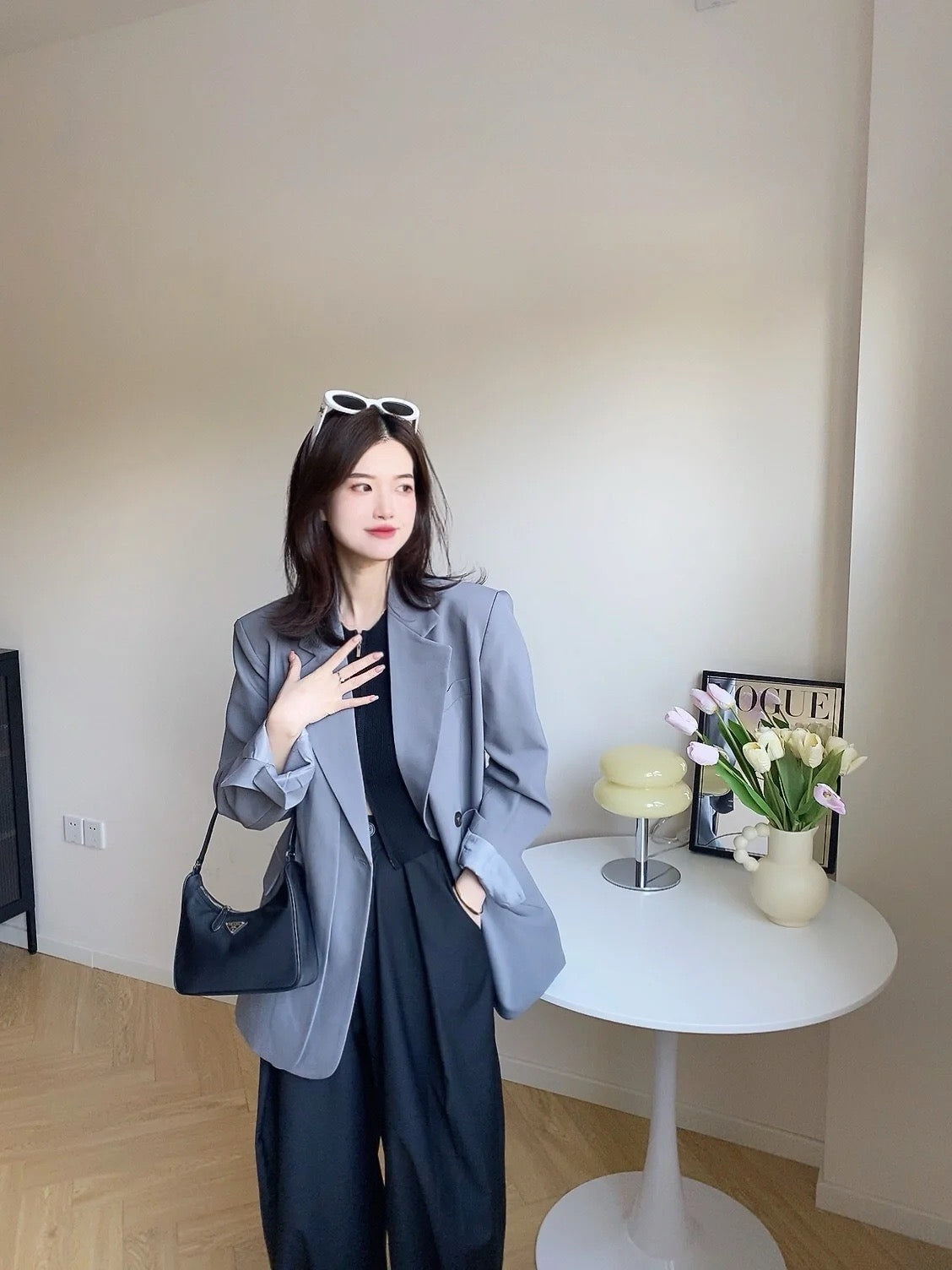 프라다 리에디션 리나일론 호보백 사피아노 핸들