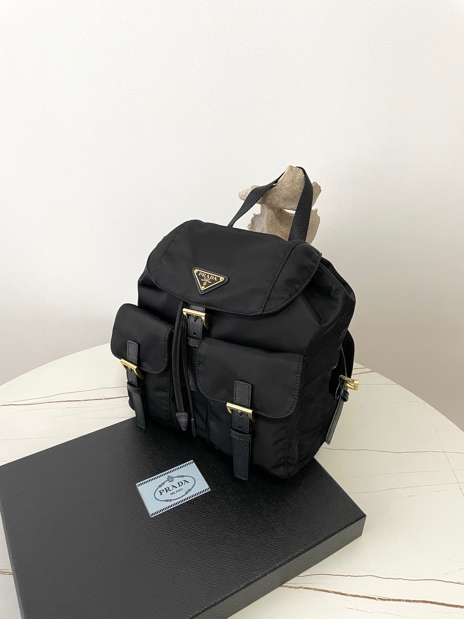 프라다 리나일론 백팩 스몰 금장